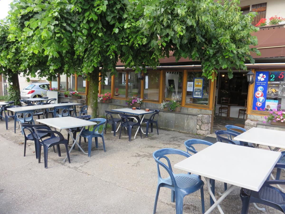 Les Tilleuls Le Biot Екстериор снимка