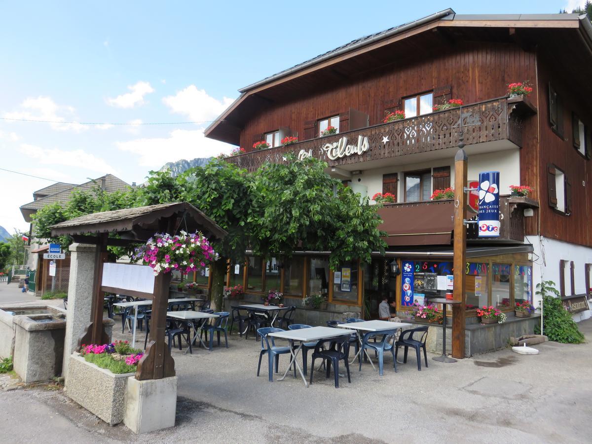 Les Tilleuls Le Biot Екстериор снимка